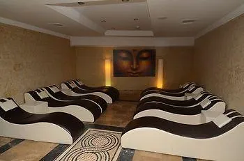Ayhan Otel 3*